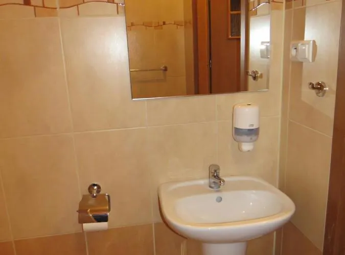 فندق Zajazd Restauracja Karlik Radzionków Nowy