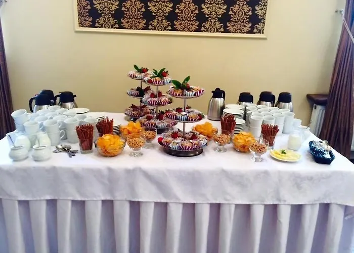 Zajazd Restauracja Karlik فندق *