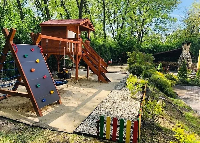 Zajazd Restauracja Karlik فندق *